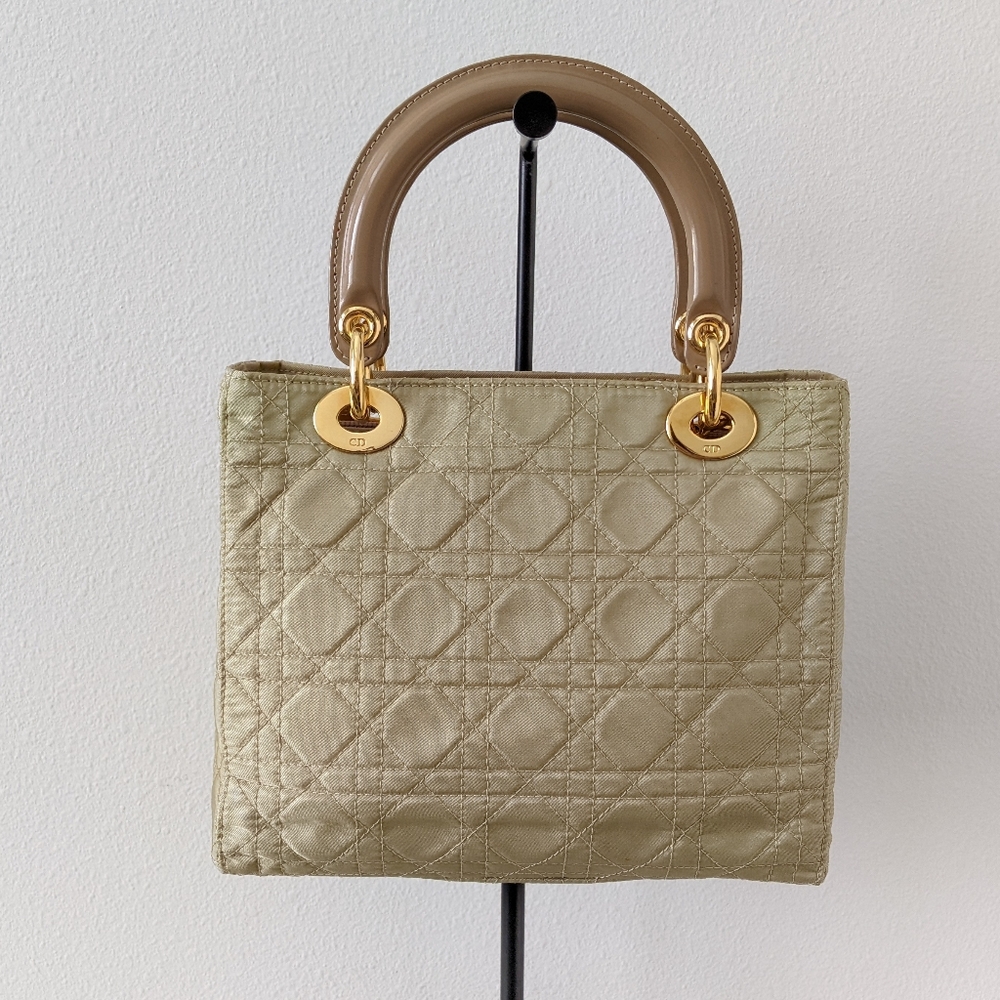 Lady Dior bag - Picture 2 of 16